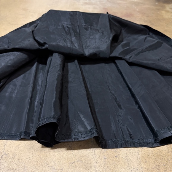 Vintage Black Taffeta Velvet Floral Burnout Witchy Full Midi Skirt 1940’s 1950’s - Picture 4 of 9